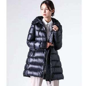 Moncler Suyen Coat